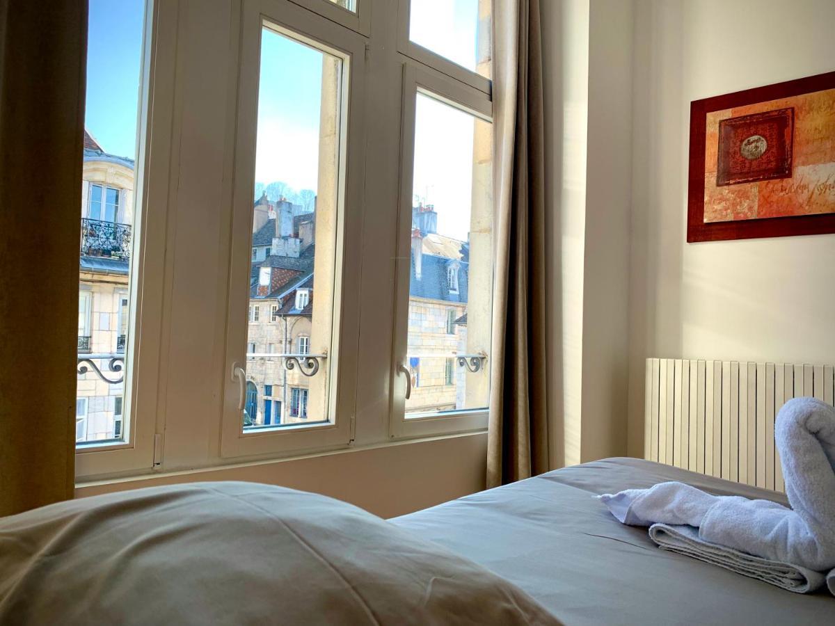 Les Fabuleux Appartements Du Coeur De Ville - Place Victor Hugo Besançon Extérieur photo