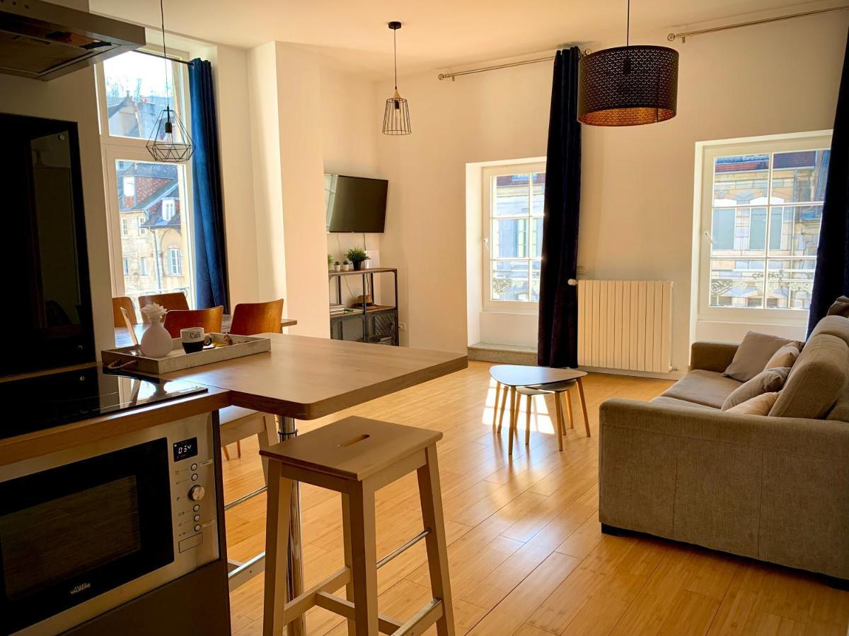 Les Fabuleux Appartements Du Coeur De Ville - Place Victor Hugo Besançon Extérieur photo