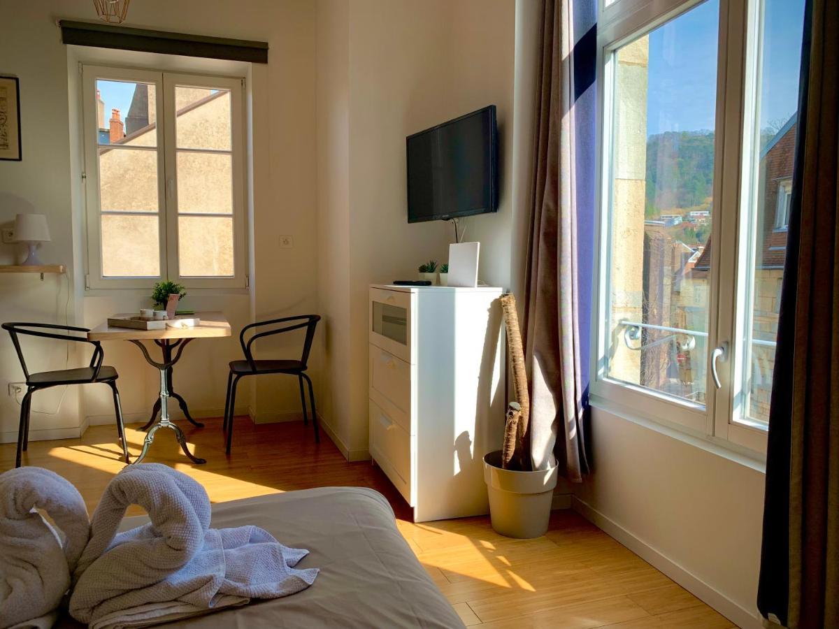 Les Fabuleux Appartements Du Coeur De Ville - Place Victor Hugo Besançon Extérieur photo