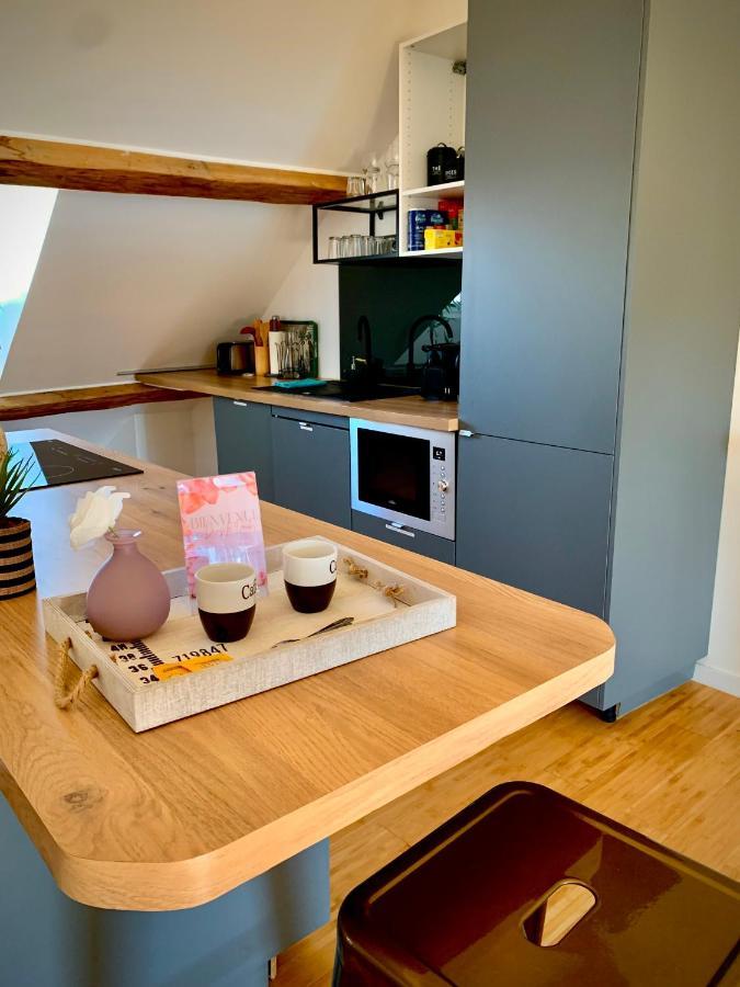 Les Fabuleux Appartements Du Coeur De Ville - Place Victor Hugo Besançon Extérieur photo