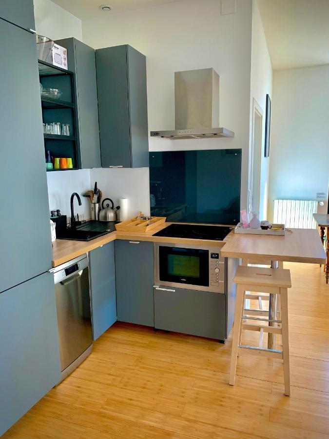 Les Fabuleux Appartements Du Coeur De Ville - Place Victor Hugo Besançon Extérieur photo