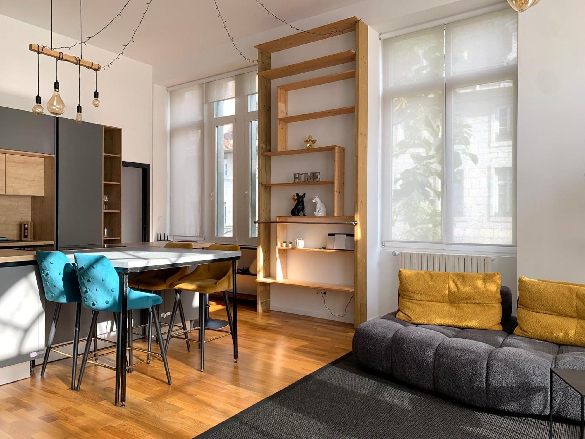 Les Fabuleux Appartements Du Coeur De Ville - Place Victor Hugo Besançon Extérieur photo